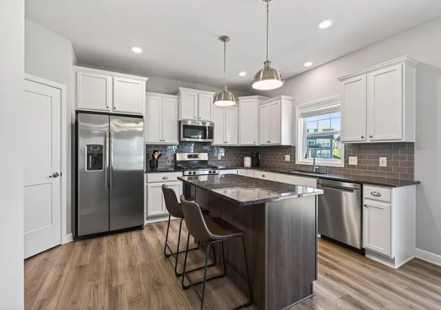 2nd image of 19314 Primrose Ln, Hamel, MN 55340 | MLS# 7119031