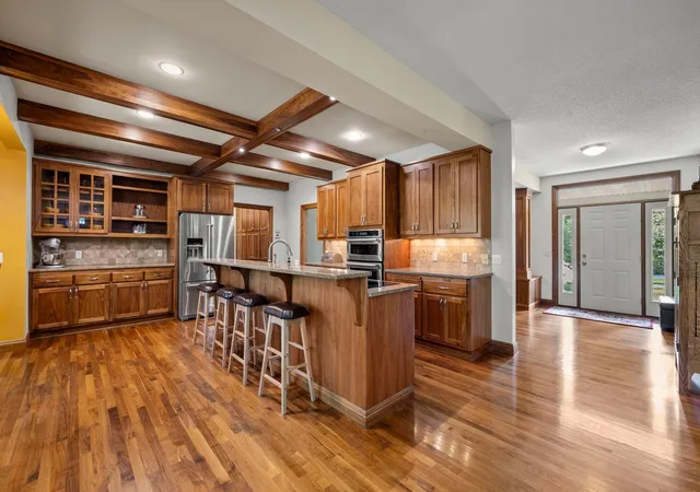 Photo 3 of Single family home for sale at 380 Sioux Lookout, Lino Lakes, MN 55014 | MLS# 7119037 | Listing updated on 2026-10-01