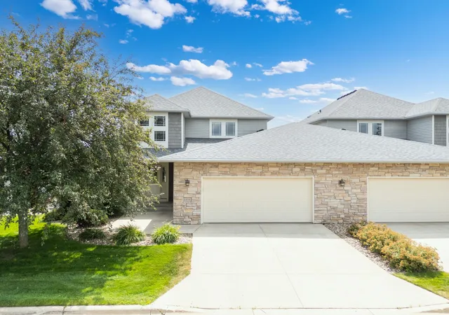 Photo 1 of Sale Pending at 1498 Willow Point Ln Sw, Rochester, MN 55902 | MLS# 7119038 | Listing updated on 2026-08-23