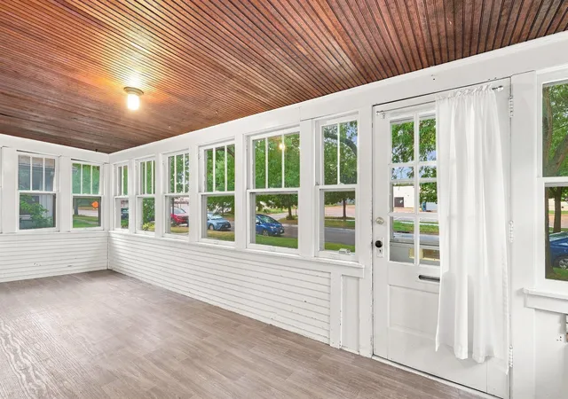 Photo 2 of Single family home for sale at 1019 Sherburne Ave, Saint Paul, MN 55104 | MLS# 7119052 | Listing updated on 2026-09-04