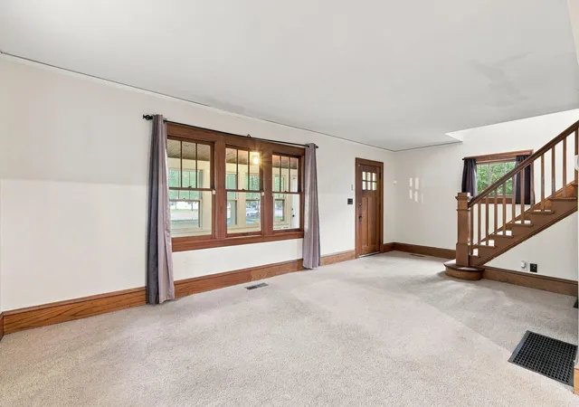 Photo 2 of Single family home for sale at 1019 Sherburne Ave, Saint Paul, MN 55104 | MLS# 7119052 | Listing updated on 2026-09-04