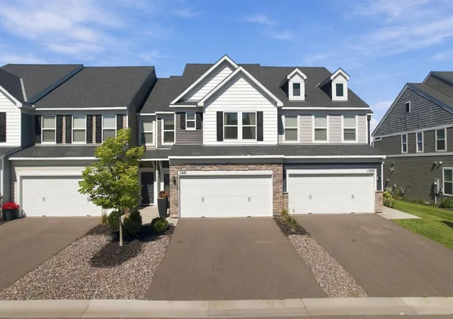 Photo 2 of Single family home for sale at 11271 Brookview Rd, Saint Paul, MN 55129 | MLS# 7119062 | Listing updated on 2026-10-08