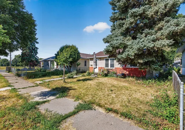 Photo 2 of Single family home for sale at 5111 James Ave N, Minneapolis, MN 55430 | MLS# 7119077 | Listing updated on 2026-09-02