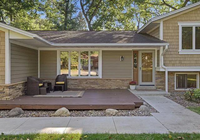 Photo 3 of Sale Pending at 4317 Briarwood Ln, Hopkins, MN 55343 | MLS# 7119080 | Listing updated on 2026-09-27