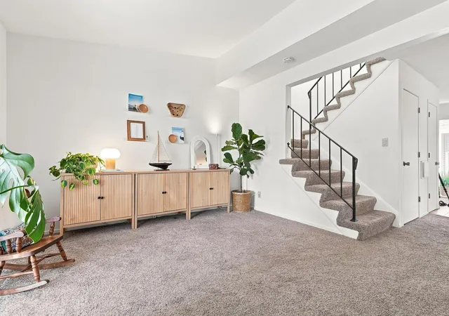 Photo 3 of Single family home for sale at 109 Canabury Ct, Saint Paul, MN 55117 | MLS# 7119085 | Listing updated on 2026-10-23
