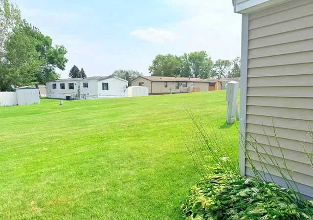 20th image of 2204 Mockingbird Pl Nw, Stewartville, MN 55976 | MLS# 7119091