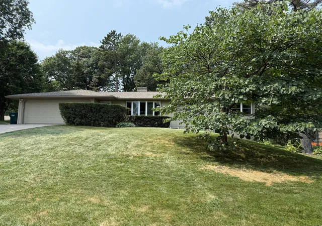 Photo 2 of Sale Pending at 3901 Hampshire Ave N, Minneapolis, MN 55427 | MLS# 7119103 | Listing updated on 2026-08-27