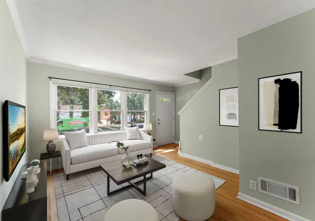 Photo 2 of Single family home for sale at 2037 Montreal Ave, Saint Paul, MN 55116 | MLS# 7119121 | Listing updated on 2026-07-31