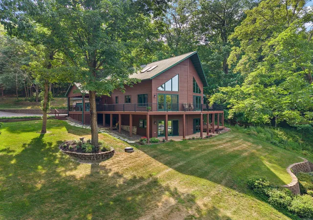 1st image of 1383a Bay View Dr, Saint Croix Falls, WI 54024 | MLS# 7119138