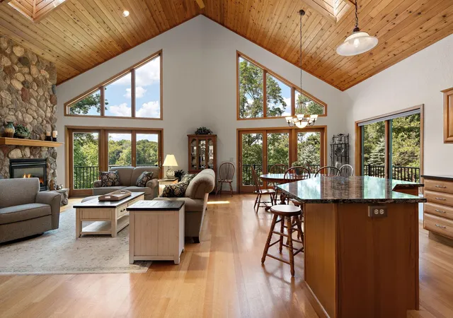 4th image of 1383A Bay View Dr, Saint Croix Falls, WI 54024 | MLS# 7119138