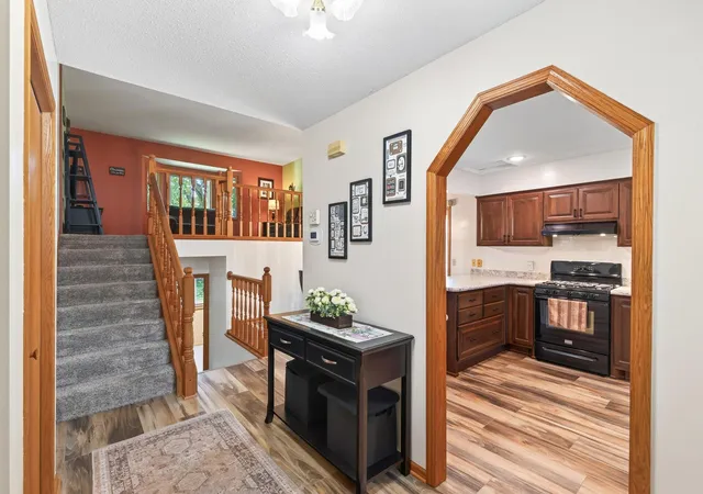 5th image of 6043 Kalland Dr Ne, Albertville, MN 55301 | MLS# 7119158