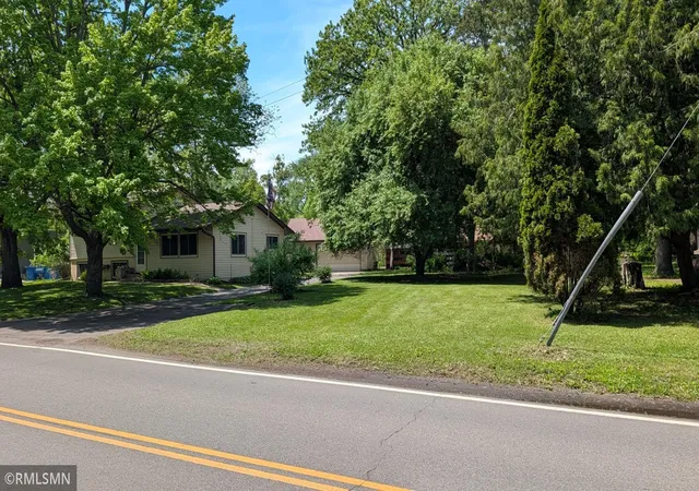 Photo 2 of Sale Pending at 5307 Hugo Rd, Saint Paul, MN 55110 | MLS# 7119160 | Listing updated on 2026-09-05