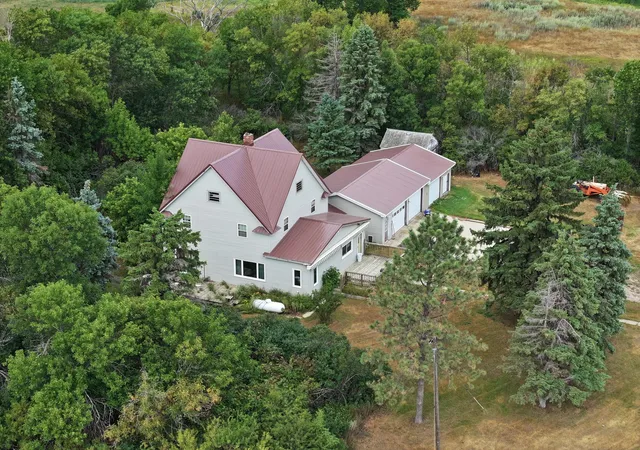 Photo 2 of Single family home for sale at 10441 County Road 14, Binford, ND 58416 | MLS# 7119165 | Listing updated on 2026-08-25