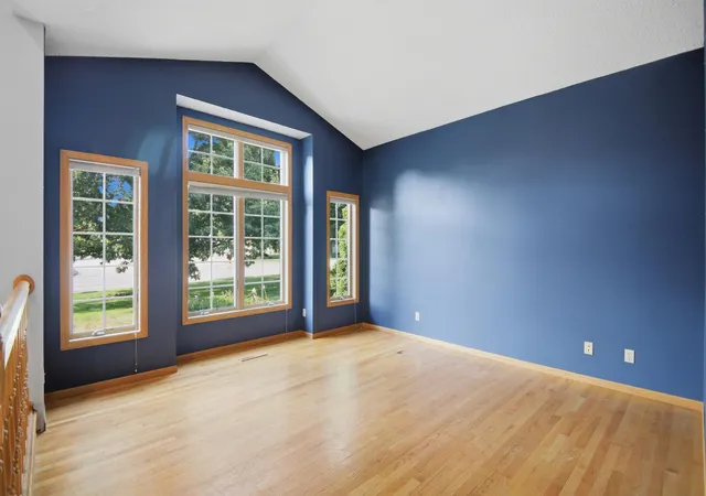 3rd image of 1688 Wedgewood Dr Ne, Owatonna, MN 55060 | MLS# 7119166