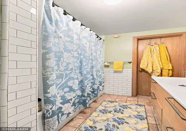 84th image of 44 Miller Crest Ln, Saint Paul, MN 55106 | MLS# 7119174