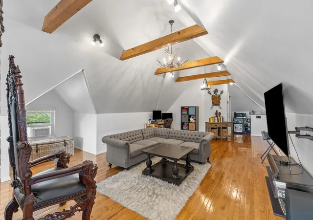 Listing Photo 3 - Condo for sale in building located at 3301 Irving Ave S, Minneapolis, MN 55408