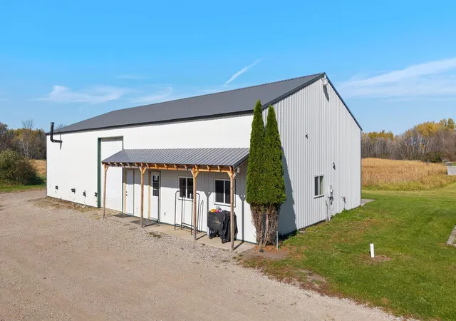 Photo 3 of Single family home for sale at 14001 227th Avenue Nw, Elk River, MN 55330 | MLS# 7119181 | Listing updated on 2026-10-21