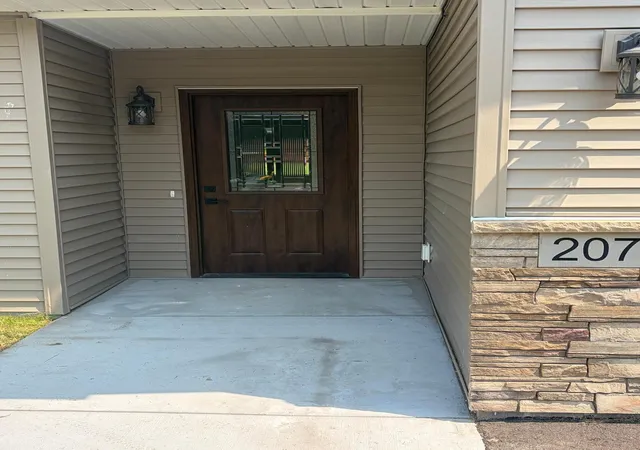 Photo 2 of Single family home for sale at 2075 Langston Ln Ne, Saint Michael, MN 55376 | MLS# 7119182 | Listing updated on 2026-09-05
