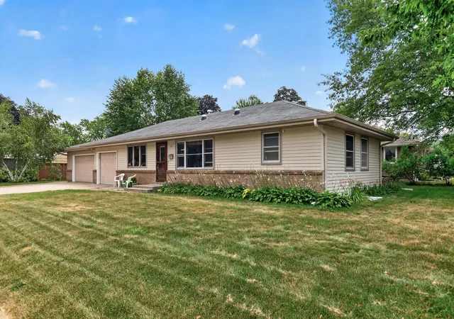 Photo 1 of Sale Pending at 1601 E 82nd Street, Minneapolis, MN 55425 | MLS# 7119196 | Listing updated on 2026-09-07