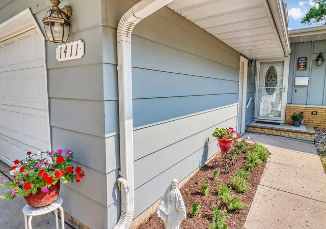 3rd image of 1411 23Rd Ave S, Moorhead, MN 56560 | MLS# 7119199