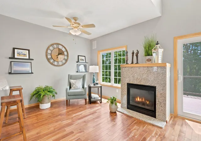 5th image of 1971 Andrew Ct, Chanhassen, MN 55317 | MLS# 7119206