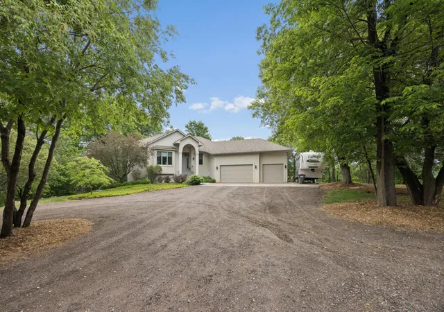 1st image of 3882 219th Ln Ne, Cedar, MN 55011 | MLS# 7119242