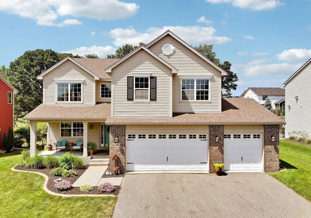 Photo 2 of Single family home for sale at 6264 Hearthstone Ave S, Cottage Grove, MN 55016 | MLS# 7119304 | Listing updated on 2026-10-15
