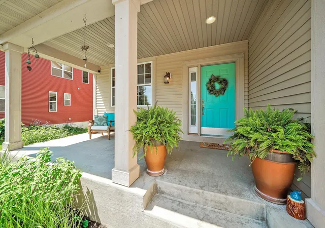 Photo 3 of Single family home for sale at 6264 Hearthstone Ave S, Cottage Grove, MN 55016 | MLS# 7119304 | Listing updated on 2026-10-09