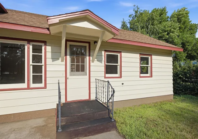 3rd image of 206 1St Ave Ne, Hankinson, ND 58041 | MLS# 7119324