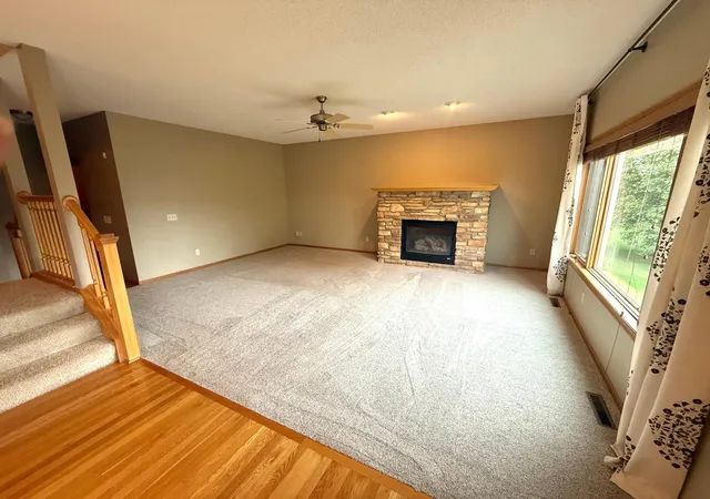 Photo 4 of Single family home for sale at 15353 Eagles Rdg Nw, Prior Lake, MN 55372 | MLS# 7119334 | Listing updated on 2026-09-24