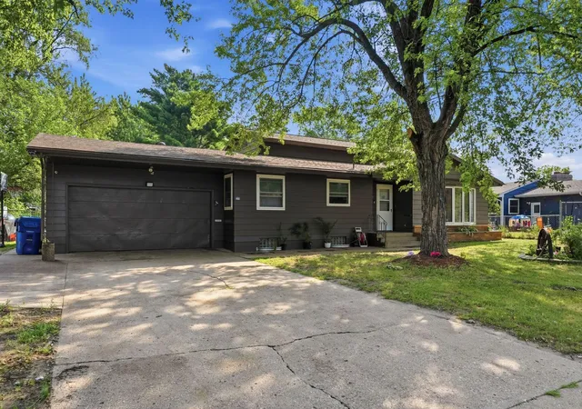 Photo 2 of Single family home for sale at 1204 Whitney Dr, Saint Cloud, MN 56303 | MLS# 7119357 | Listing updated on 2026-08-01
