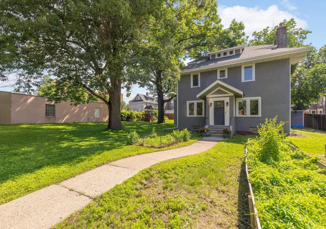 2nd image of 2213 Nicollet Ave, Minneapolis, MN 55404 | MLS# 7119385