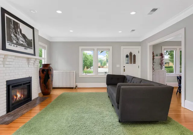 5th image of 2213 Nicollet Ave, Minneapolis, MN 55404 | MLS# 7119385