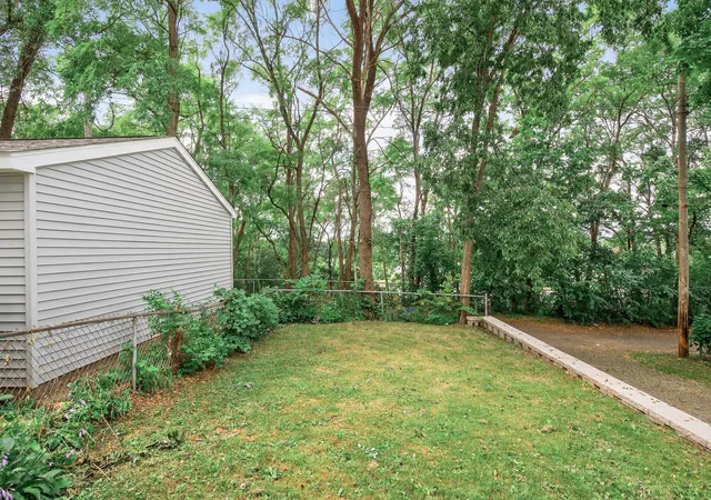 Photo 26 of Single family home for sale at 1117 Westminster St, Saint Paul, MN 55130 | MLS# 7119402 | Listing updated on 2026-08-06