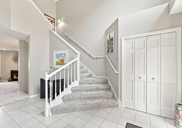 Photo 3 of Single family home for sale at 5423 Butternut Cir, Hopkins, MN 55343 | MLS# 7119408 | Listing updated on 2026-08-27