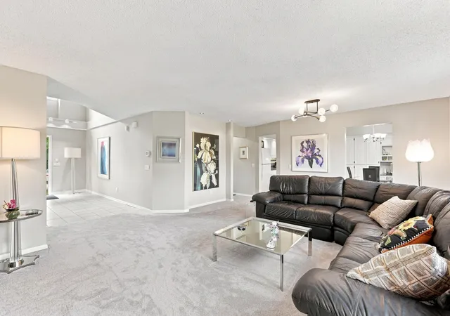 Photo 3 of Single family home for sale at 5423 Butternut Cir, Hopkins, MN 55343 | MLS# 7119408 | Listing updated on 2026-08-27
