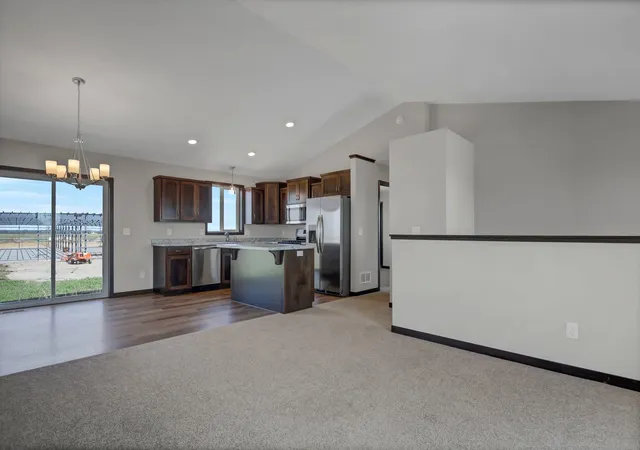 3rd image of 2598 Topaz St, Saint Augusta, MN 56301 | MLS# 7119416