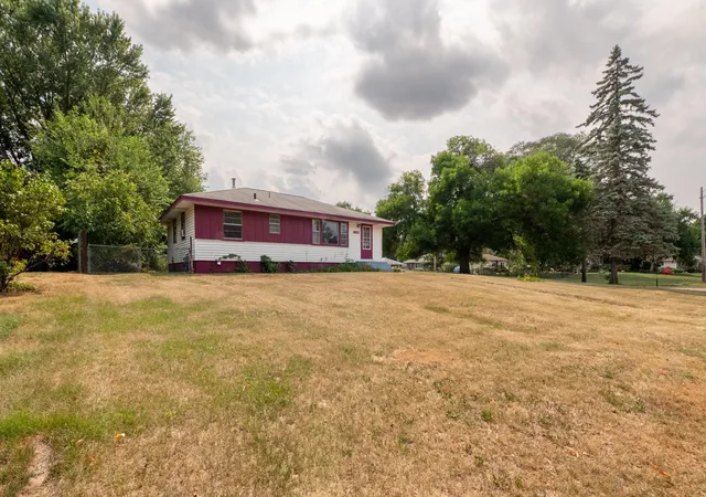 2nd image of 632 113th Ave Nw, Minneapolis, MN 55448 | MLS# 7119433