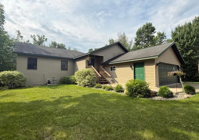 Photo 2 of Single family home for sale at 3914 Alder St Ne, Bemidji, MN 56601 | MLS# 7119440 | Listing updated on 2026-08-27