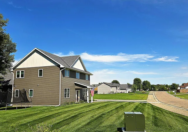 2nd image of 864 Beech Ln S, Annandale, MN 55302 | MLS# 7119441