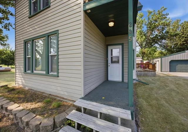 Photo 2 of Single family home for sale at 295 9th Avenue, Walcott, ND 58077 | MLS# 7119444 | Listing updated on 2026-08-27