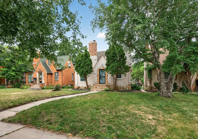 Photo 3 of Single family home for sale at 4548 Columbus Ave, Minneapolis, MN 55407 | MLS# 7119455 | Listing updated on 2026-09-17