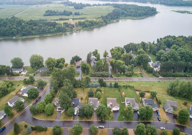 30th image of 1384 Cedar Dr S, Cambridge, MN 55008 | MLS# 7119479