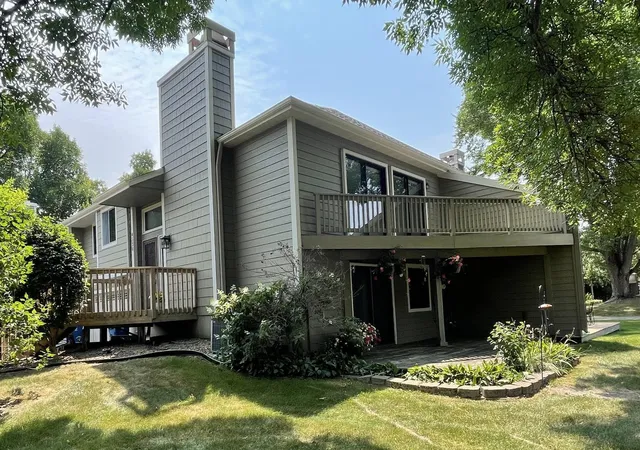 2nd image of 4538 Quantico Ln N, Minneapolis, MN 55446 | MLS# 7119480