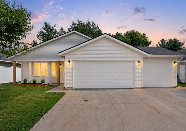 2nd image of 620 Meadowlark Ln, Eden Valley, MN 55329 | MLS# 7119521