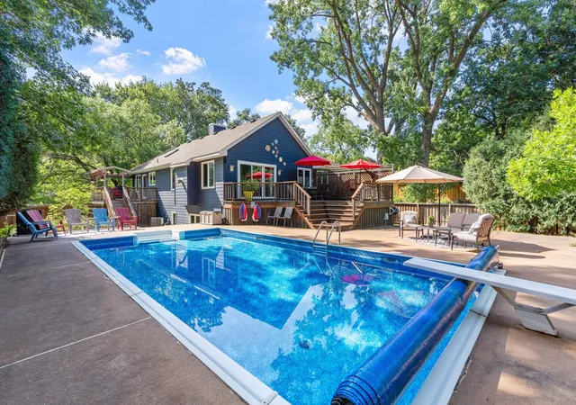 Photo 2 of Sale Pending at 13705 Country Pl, Burnsville, MN 55337 | MLS# 7119525 | Listing updated on 2026-09-04