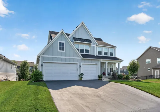2nd image of 10803 40th St N, Lake Elmo, MN 55042 | MLS# 7119533