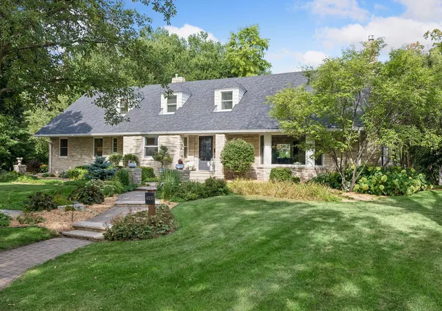 Photo 1 of Single family home for sale at 4808 Woodhill Way, Minneapolis, MN 55424 | MLS# 7119540 | Listing updated on 2026-10-07