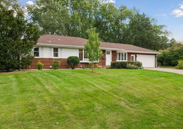 Photo 3 of Sale Pending at 11201 Ewing Ave S, Minneapolis, MN 55431 | MLS# 7119542 | Listing updated on 2026-08-19