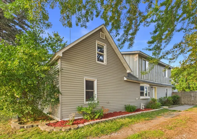 1st image of 509 9th St Sw, Little Falls, MN 56345 | MLS# 7119558